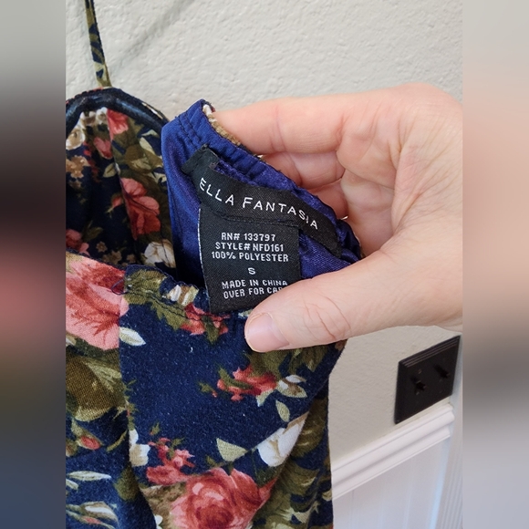 Floral Mini Dress with Built in Bra Padding Size Small - Picture 4 of 6